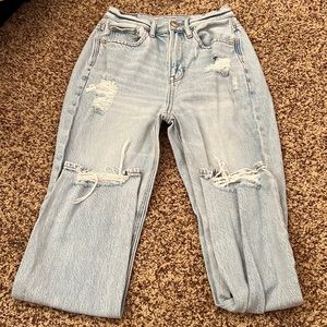 American Eagle Mom Jeans